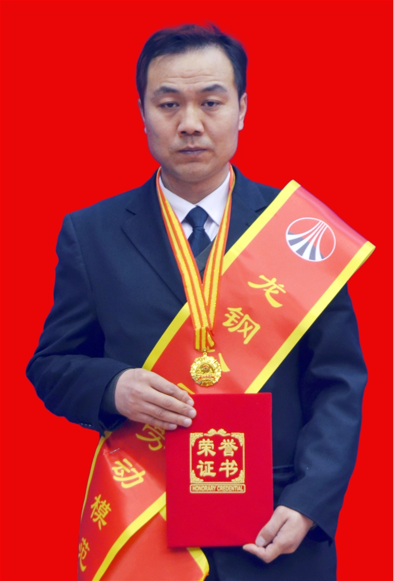 恪失职守抓实干 通俗当中显巨大——梁小彬