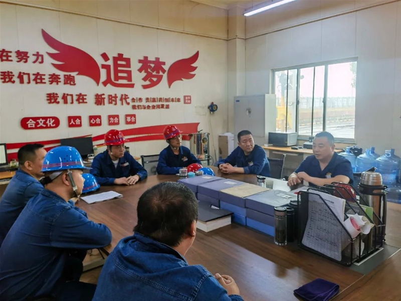 冯伟到公司一线调研